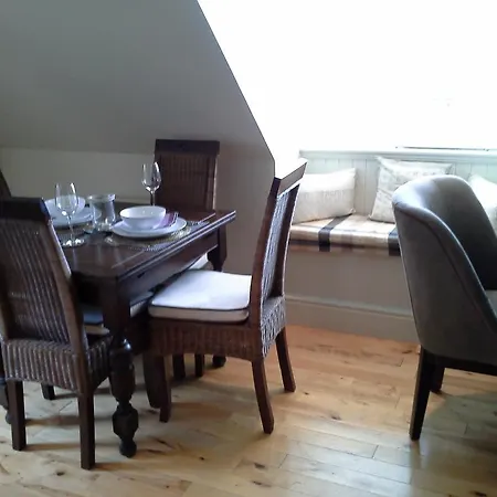 Bruach Lodge Balloch Room photo